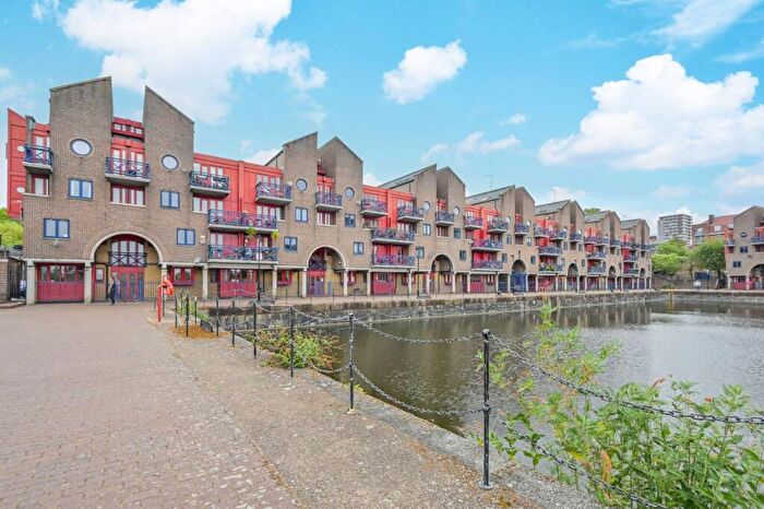 1 Bedroom Flat For Sale In Maynards Quay, Wapping, London, E1W