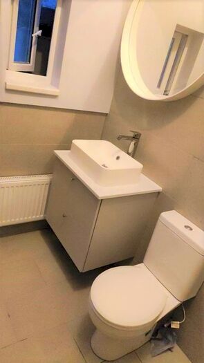 Studio To Rent In Hermitage Road, London N4