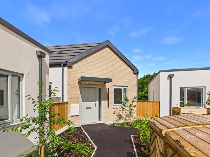3 Bedroom House For Sale In Cliff Britton Close, Tabernacle Road, Hanham, Bristol, BS15
