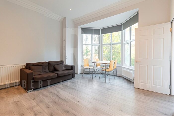 2 Bedroom Flat To Rent In Shepherds Hill, London, N6