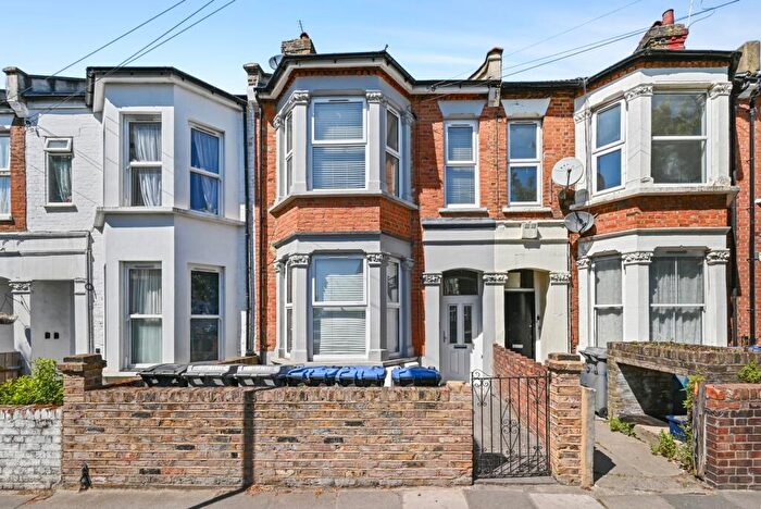 6 Bedroom House For Sale In Nightingale Road, Harlesden, NW10