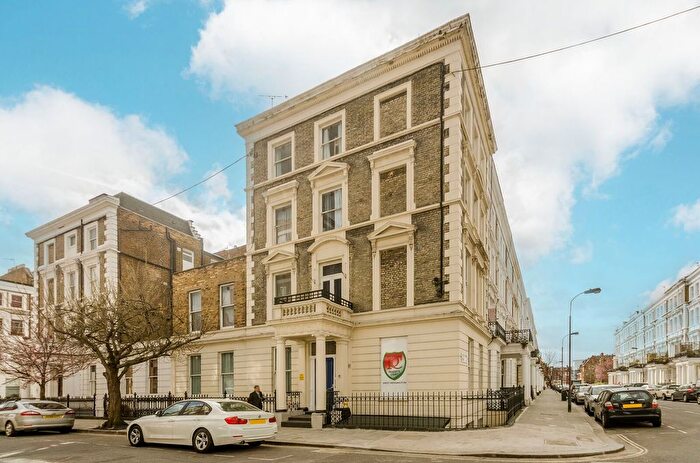 Studio To Rent In Castletown Road, Barons Court, London, W14