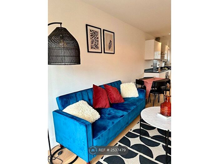 1 Bedroom Flat To Rent In Coopers Road, London, SE1