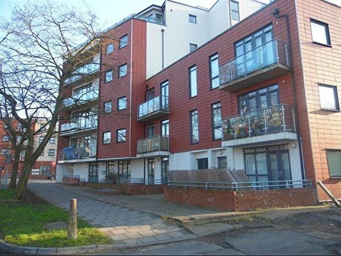 2 Bedroom Flat To Rent In Osbury Court, Shaftesbury Avenue, South Harrow, Harrow, HA2