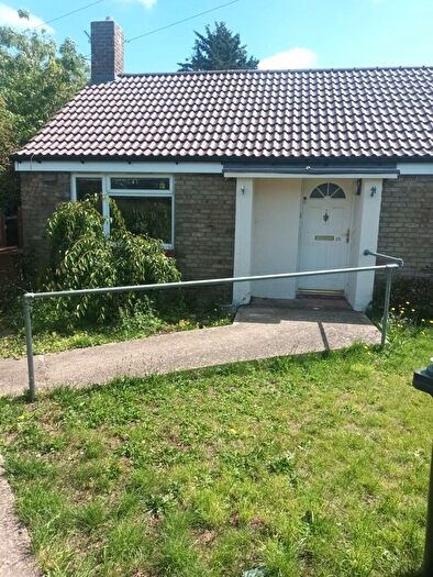 2 Bedroom Bungalow To Rent In The Crescent, PE9