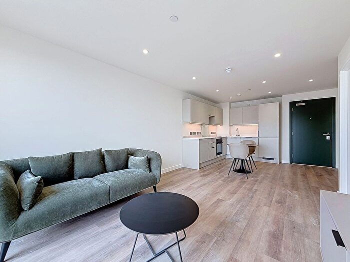 1 Bedroom Flat To Rent In Anchor Works, Dumballs Road, Cardiff, CF10