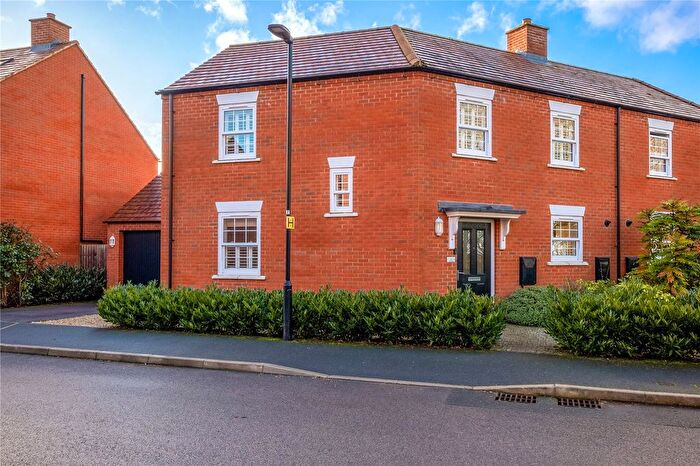 3 Bedroom Semi-Detached House For Sale In The Swere, Deddington, Banbury, OX15