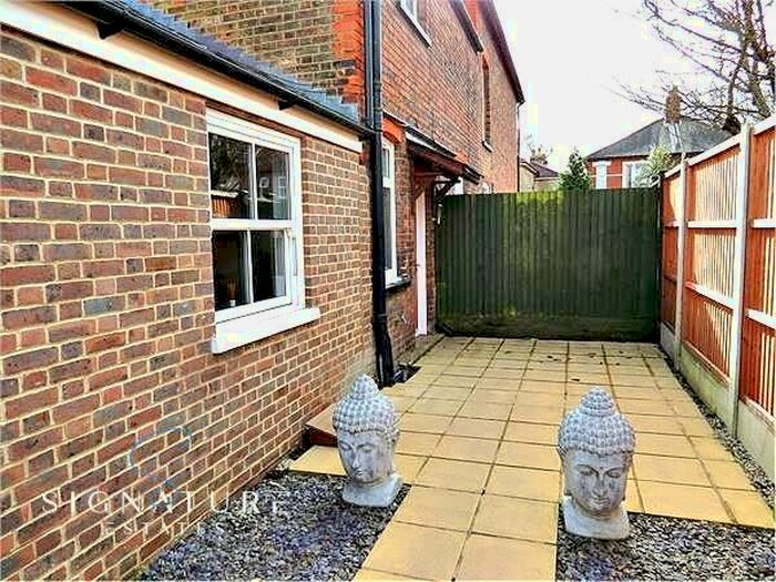 1 Bedroom Maisonette To Rent In Nascot Street, Watford, WD17