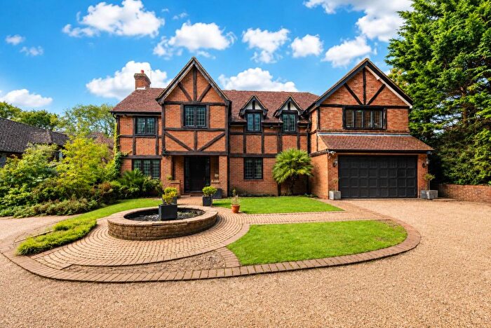 5 Bedroom Detached House To Rent In Gills Hill Lane, Radlett, WD7