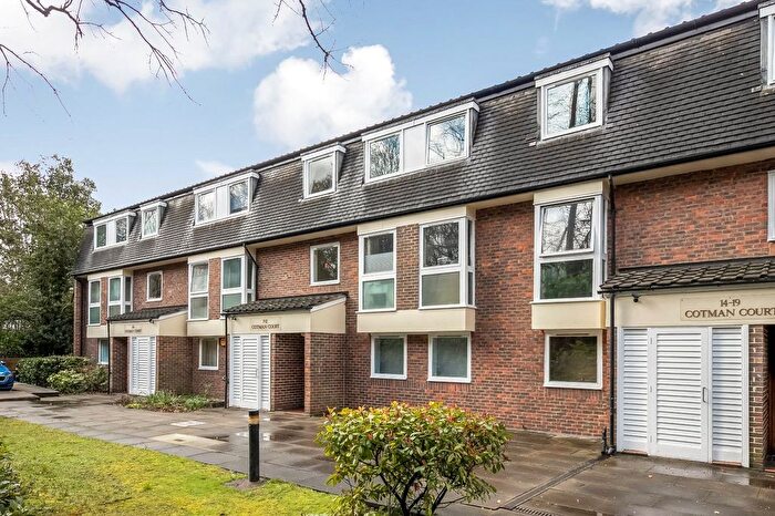 2 Bedroom Flat To Rent In Farquhar Road, London, SE19