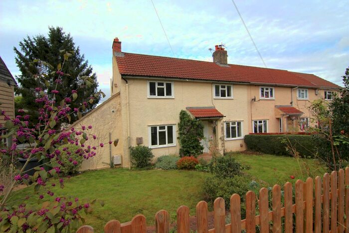 3 Bedroom Semi-Detached House To Rent In West Croft, Blagdon, Bristol, BS40
