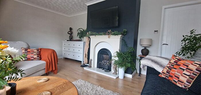 3 Bedroom Semi-Detached House For Sale In Pallett Hill, Richmond, DL10