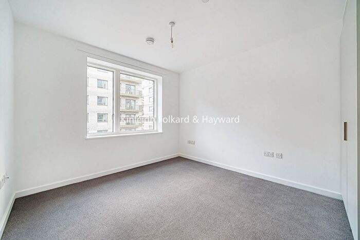 1 Bedroom Flat To Rent In Tide Street, Barking, IG11