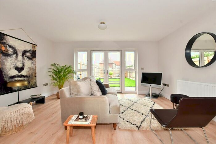 2 Bedroom Semi-Detached House For Sale In Sapphire Park, Maidstone, Kent, ME17