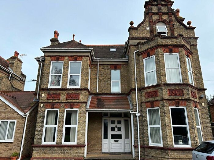 2 Bedroom Flat To Rent In Callis Court Road, Broadstairs, CT10