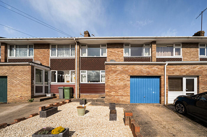 3 Bedroom Terraced House For Sale In Cedar Close, Ebley, Stroud, Gloucestershire, GL5