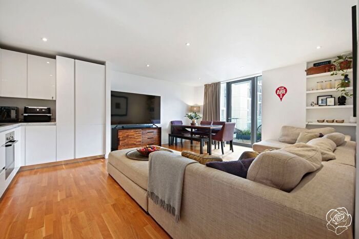 2 Bedroom Flat For Sale In Titian Heights, Scarlet Close, Stratord, E20