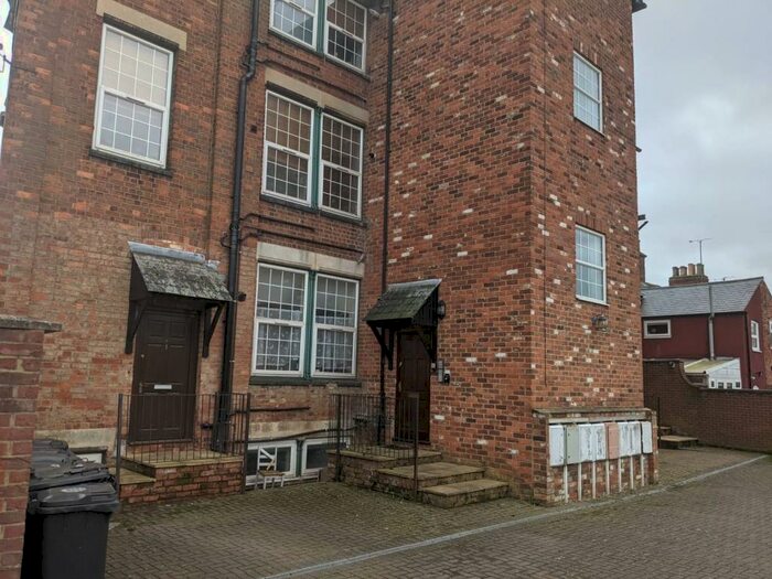 2 Bedroom Flat To Rent In Havelock Street, Kettering, NN16