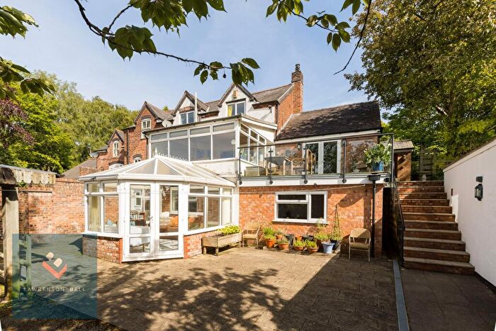 4 Bedroom Semi Detached House For Sale In Station Road, Delamere, CW8