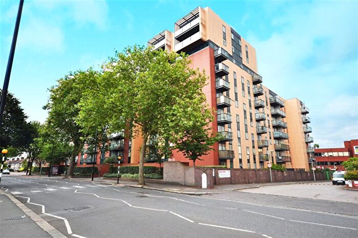 1 Bedroom Flat To Rent In London Road, Isleworth, TW7