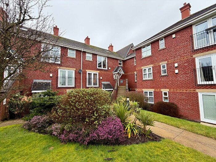 2 Bedroom Apartment For Sale In Haven Road, Lytham St. Annes, Lancashire, FY8