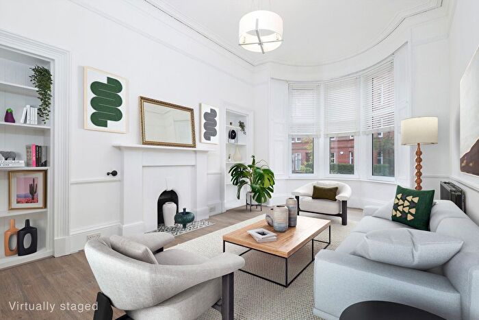 2 Bedroom Flat For Sale In West Princes Street, Woodlands, G4