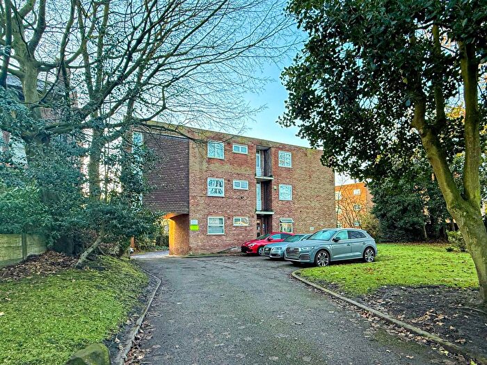 1 Bedroom Flat For Sale In West Oakhill Park, Liverpool, L13