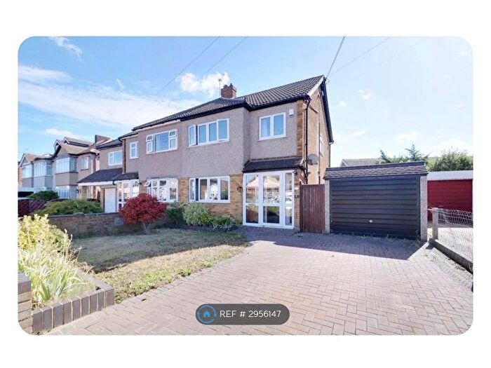3 Bedroom Semi Detached House To Rent In Betterton Road, Rainham, RM13