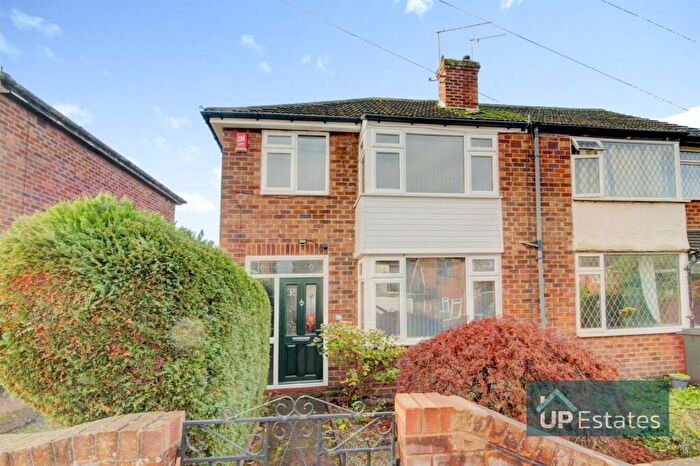 3 Bedroom End Of Terrace House To Rent In Sedgemoor Road, Coventry, CV3