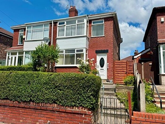 3 Bedroom Semi-Detached House For Sale In Charlestown Road, Manchester, M9