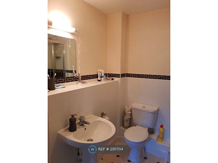 1 Bedroom Flat To Rent In Flagship House, Fareham, PO16
