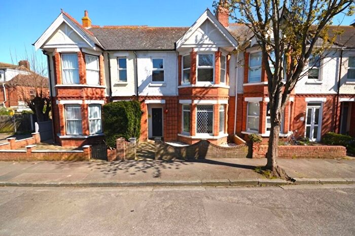 3 Bedroom Terraced House For Sale In Marler Road, Folkestone, CT19