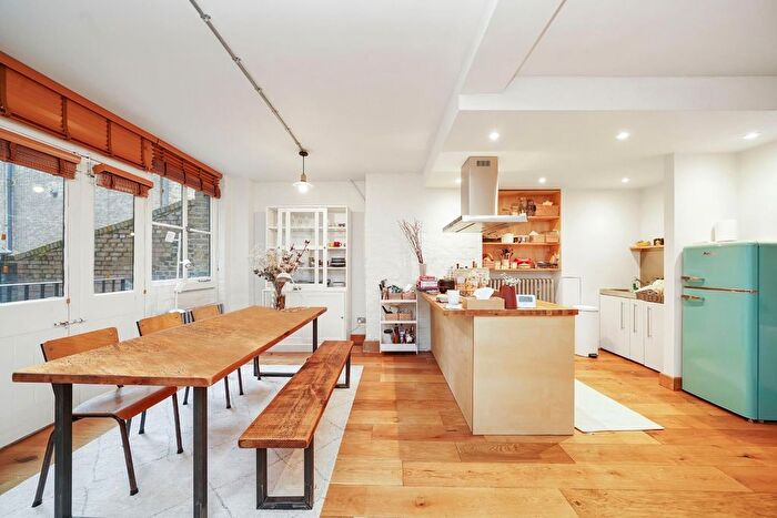 1 Bedroom Flat To Rent In Hoxton Square, Shoreditch, N1