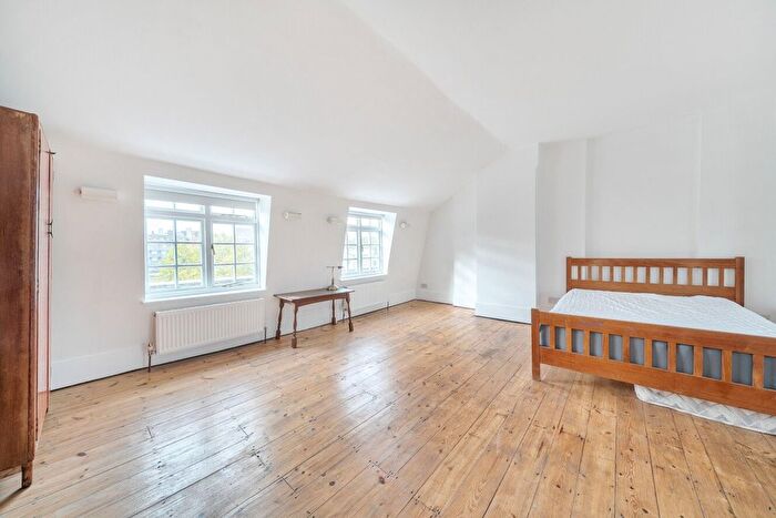 5 Bedroom Terraced House For Sale In Camberwell Road, Camberwell, London, SE5