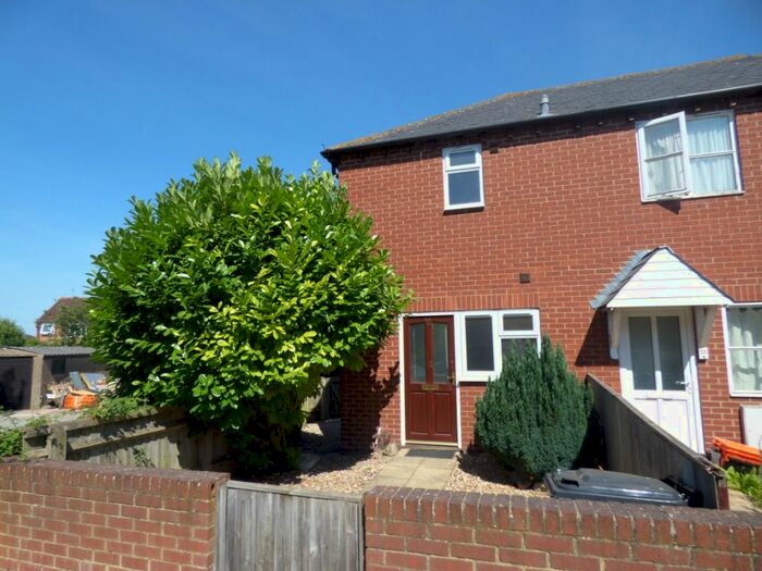 1 Bedroom End Of Terrace House To Rent In Hughes Street, Rodbourne, Swindon, SN2