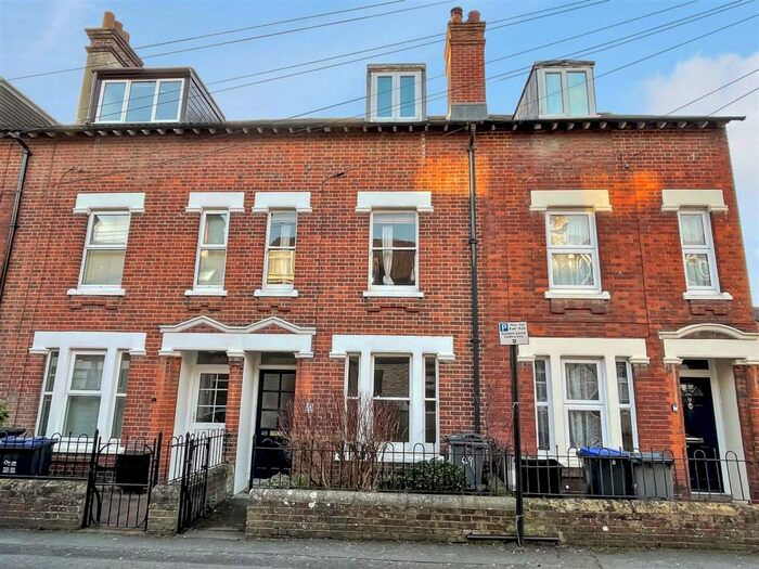 4 Bedroom Town House To Rent In Greencroft Street, Salisbury, SP1