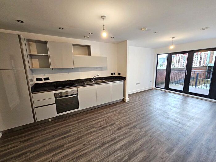 1 Bedroom Flat To Rent In Hurst Street, Liverpool, L1