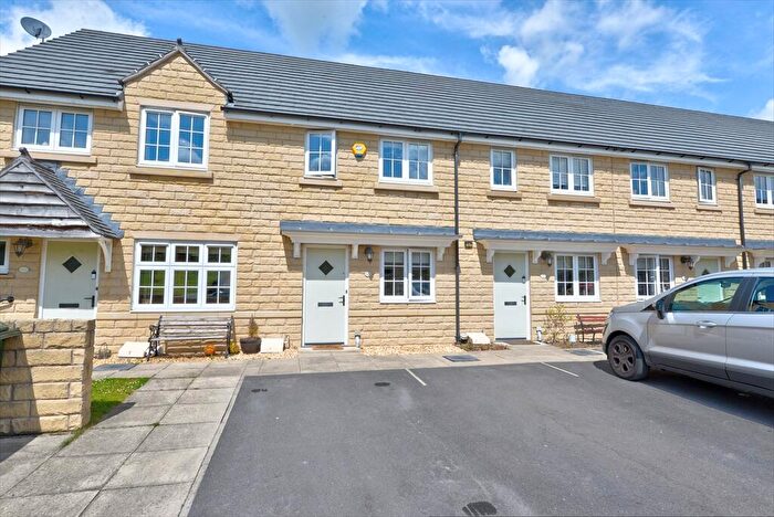 2 Bedroom Town House To Rent In Hawthorne Road, Steeton, BD20