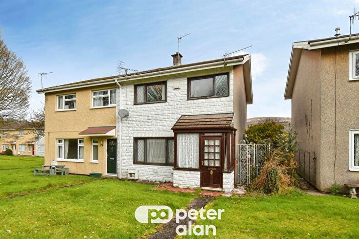 3 Bedroom Semi-Detached House For Sale In Wenallt Court, Aberdare, CF44