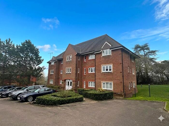 2 Bedroom Apartment For Sale In Wisley Court House Highacre, Dorking, Surrey, RH4