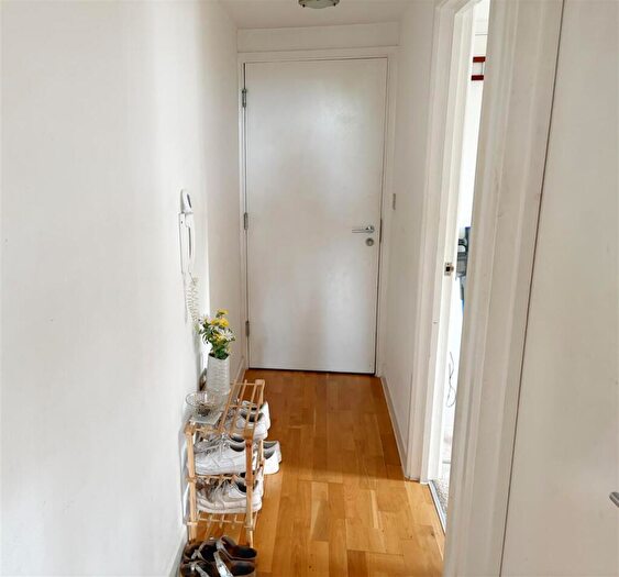 2 Bedroom Apartment For Sale In The Bank Apartments, Totterdown, Bristol, BS4 - Photo 4