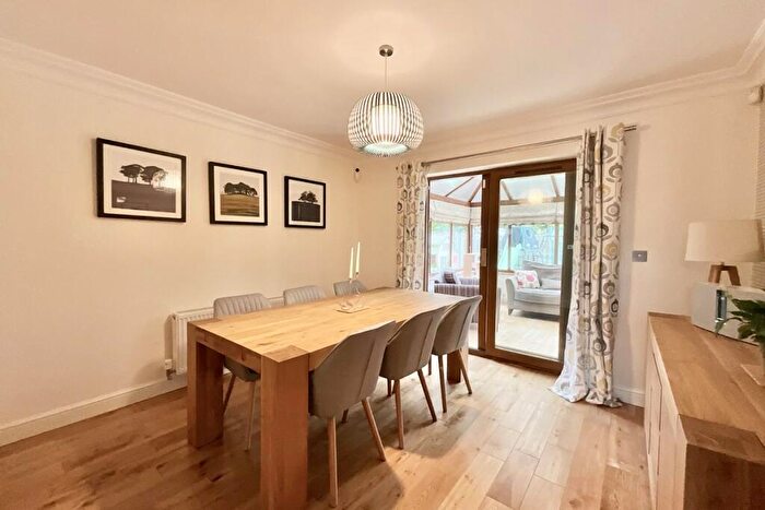 4 Bedroom Detached House For Sale In Paddock View, Todwick, Sheffield, S26