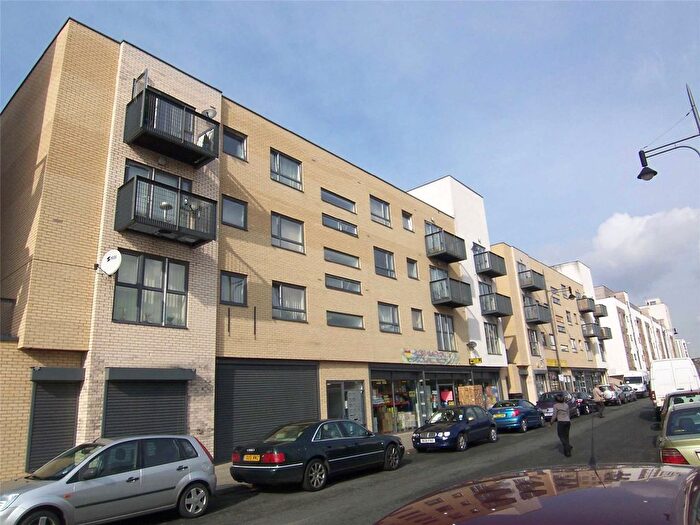 2 Bedroom Flat To Rent In Hulme High Street, Hulme, Manchester, M15