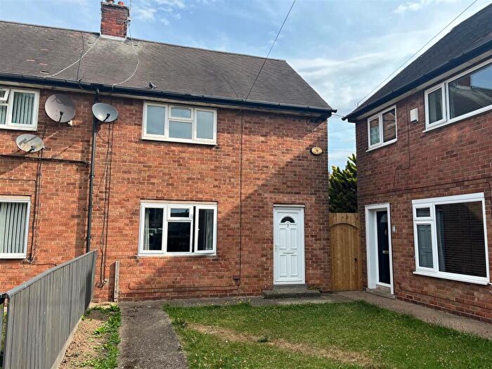 2 Bedroom Semi-Detached House For Sale In Romford Grove, Hull, HU9
