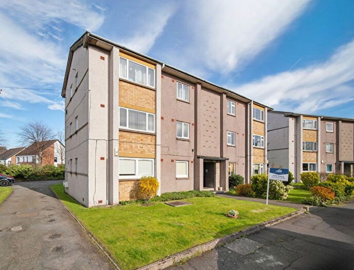 2 Bedroom Flat For Sale In Silverknowes View, Edinburgh, EH4