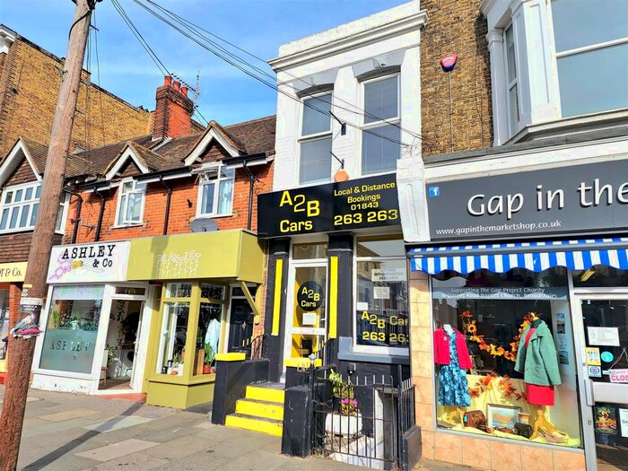 2 Bedroom Property To Rent In High Street, Broadstairs, CT10