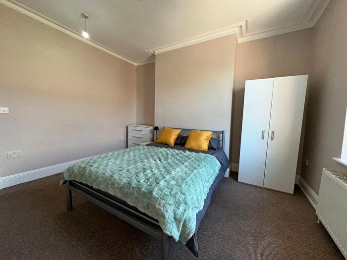 1 Bedroom Flat To Rent In Whitham Road, Sheffield, S10