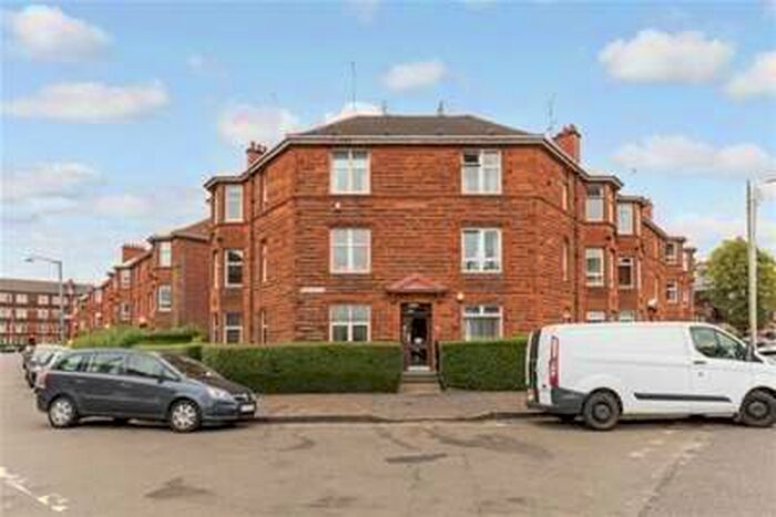 2 Bedroom Flat To Rent In Moss Side Road, Glasgow, G41