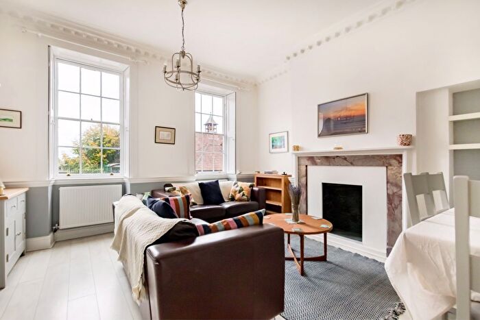 1 Bedroom Flat For Sale In Albermarle Row, Bristol, BS8