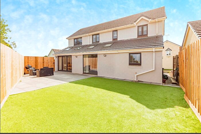 5 Bedroom Detached House To Rent In Treverbyn Gardens, St Austell, PL25